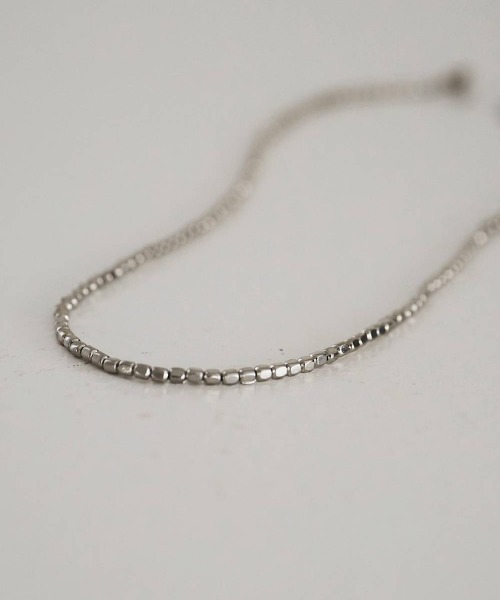 anuke(アンヌーク)の「anuke Cube Beads Necklace キューブビーズネックレス/62610905(ネックレス・レディース・シルバー・ONE SIZE)」の4枚目の写真