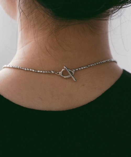 anuke(アンヌーク)の「anuke Cube Beads Necklace キューブビーズネックレス/62610905(ネックレス・レディース・シルバー・ONE SIZE)」の2枚目の写真