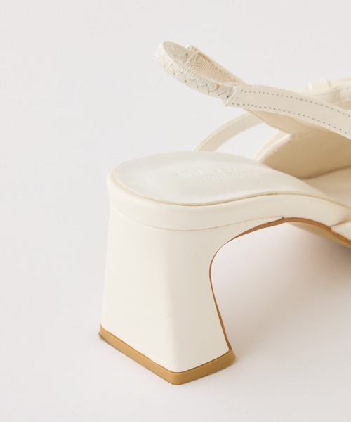 one after another NICE CLAUP(ワンアフターアナザーナイスクラップ)の「リボンミュールサンダル(サンダル・レディース・アイボリー/ライトピンク/ブラック・M/S/L)」の13枚目の写真