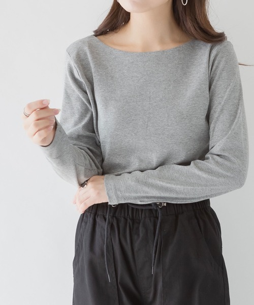 LARU(ラルー)の「コットンフライスボートネックロングスリーブシャツ(Tシャツ/カットソー・レディース・カーキ/パープル系その他/グレー系その他/ブラック/ホワイト/杢グレー/チャコールグレー/グレー系その他2・L/M)」の4枚目の写真