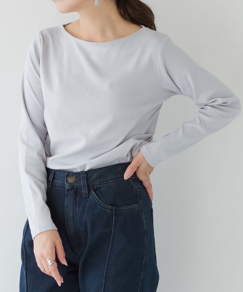 LARU(ラルー)の「コットンフライスボートネックロングスリーブシャツ(Tシャツ/カットソー・レディース・カーキ/パープル系その他/グレー系その他/ブラック/ホワイト/杢グレー/チャコールグレー/グレー系その他2・L/M)」の6枚目の写真
