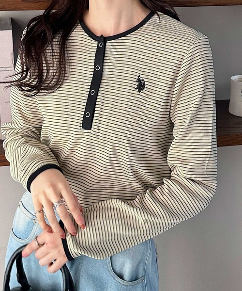 U.S. POLO ASSN.（ユーエスポロアッスン）の「GeeRA別注【U.S.POLOASSN.】ワンポイント刺繍 ワッフルヘンリーネックボーダーロンT（Tシャツ/カットソー・レディース・アイボリー/ブラック・MEDIUM/LARGE/X-LARGE）」の5枚目の写真