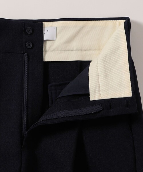SHIPS any（シップス エニィ）の「SHIPS any:〈洗濯機可能〉ダブルクロス タック ストレート パンツ［NAVY BLUE］（その他パンツ・レディース・ネイビー/オフホワイト・36/38）」の17枚目の写真