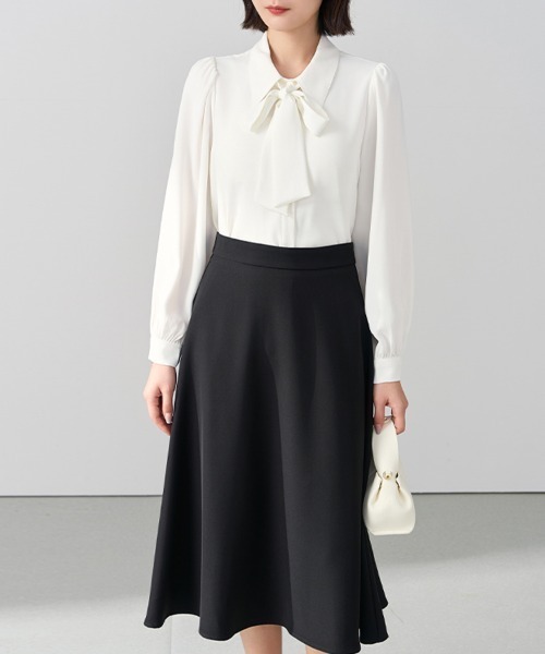 Flugge(フラッジー)の「ビッグリボンブラウス(シャツ/ブラウス・レディース・ブルー/ホワイト・MEDIUM/LARGE)」の4枚目の写真