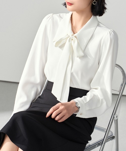Flugge(フラッジー)の「ビッグリボンブラウス(シャツ/ブラウス・レディース・ブルー/ホワイト・MEDIUM/LARGE)」の5枚目の写真