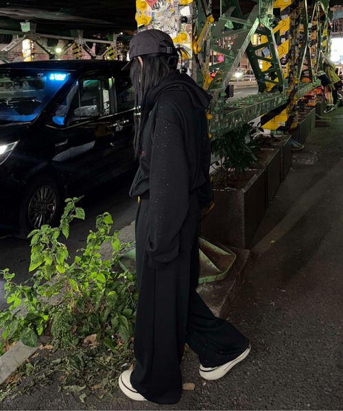 sedacle(セダクル)の「グリッターアイレットパーカー(パーカー・メンズ・オフホワイト/ブラック/ブラウン/ボルドー・SMALL/MEDIUM/LARGE)」の17枚目の写真