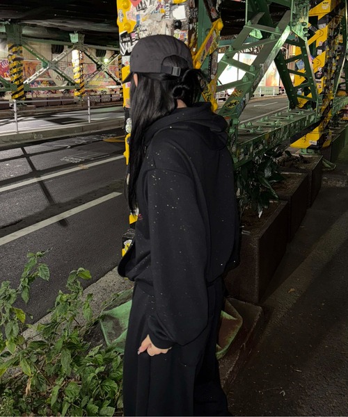 sedacle(セダクル)の「グリッターアイレットパーカー(パーカー・メンズ・オフホワイト/ブラック/ブラウン/ボルドー・SMALL/MEDIUM/LARGE)」の13枚目の写真