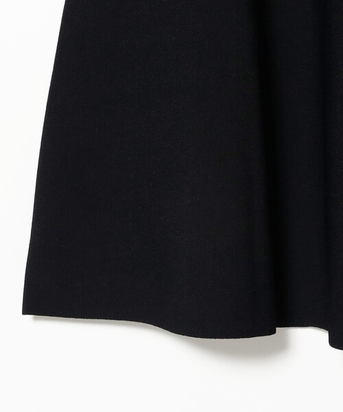 EFFE BEAMS(エッフェビームス)の「ROOM NO.8 BLACK / マーメイド スカート(スカート・レディース・ブラック・ONE SIZE)」の3枚目の写真