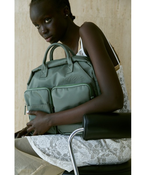 アウトポケットナイロンバッグ / 大容量 / A4、PC(14inch)収納可能