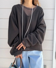 Q（キュー）の「ブークレダンボールディープVプルオーバー（Tシャツ/カットソー）」