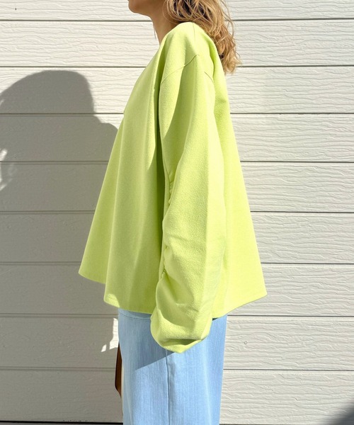 Q（キュー）の「ブークレダンボールディープVプルオーバー（Tシャツ/カットソー・レディース・ホワイト/チャコールグレー/ライム・MEDIUM）」の5枚目の写真