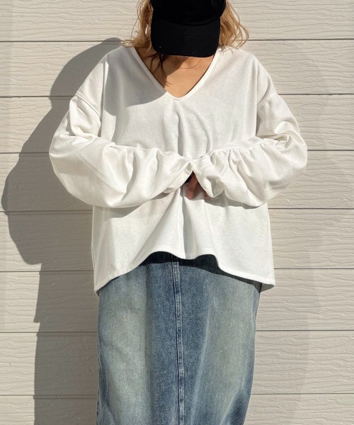 Q（キュー）の「ブークレダンボールディープVプルオーバー（Tシャツ/カットソー・レディース・ホワイト/チャコールグレー/ライム・MEDIUM）」の13枚目の写真