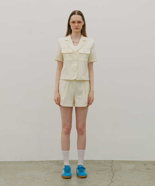 320SHOWROOM(320ショールーム)の「Utility Half Pintuck Shorts Cream(その他パンツ・レディース・その他・SMALL/MEDIUM)」の6枚目の写真