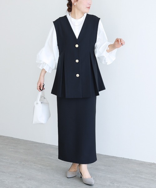 reca（レカ）の「Vネック金ボタンベスト（スーツベスト・レディース・グレー/ブラック/ネイビー・S/LL/L/M）」の19枚目の写真