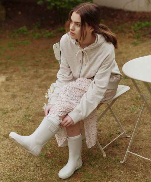 BENSIMON(ベンシモン)の「BSM RAIN BOOTS MID - CLOUD GREY(レインシューズ・レディース・ライトグレー・38/39/37)」の2枚目の写真
