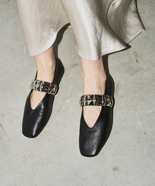 GRISE（グリーズ）の「《追加2》GRISEレザーEDGEスタッズベルトメリージェーン（その他シューズ・レディース・ブラック・23.5cm/23cm/22.5cm/22cm/25cm/24.5cm/24cm）」の20枚目の写真