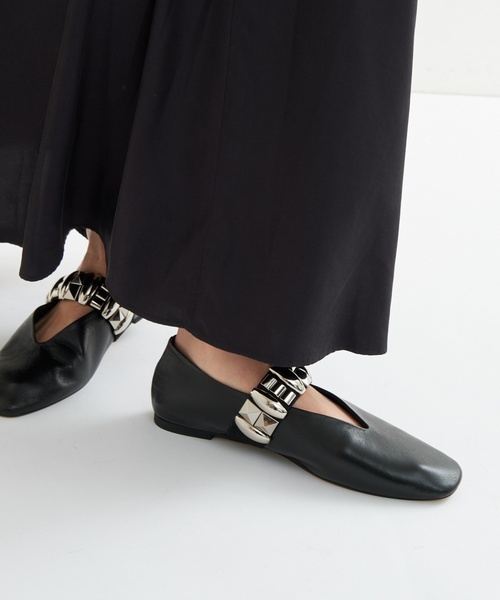 GRISE（グリーズ）の「《追加2》GRISEレザーEDGEスタッズベルトメリージェーン（その他シューズ・レディース・ブラック・23.5cm/23cm/22.5cm/22cm/25cm/24.5cm/24cm）」の14枚目の写真