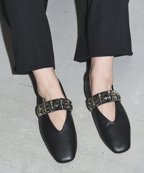 GRISE（グリーズ）の「《追加2》GRISEレザーEDGEスタッズベルトメリージェーン（その他シューズ・レディース・ブラック・23.5cm/23cm/22.5cm/22cm/25cm/24.5cm/24cm）」の13枚目の写真