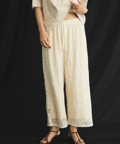 Doux archives（ドゥアルシーヴ）の「【26SS先行予約】パッチワークレースワイドパンツ（その他パンツ・レディース・ブラック/オフホワイト・FREE）」の2枚目の写真
