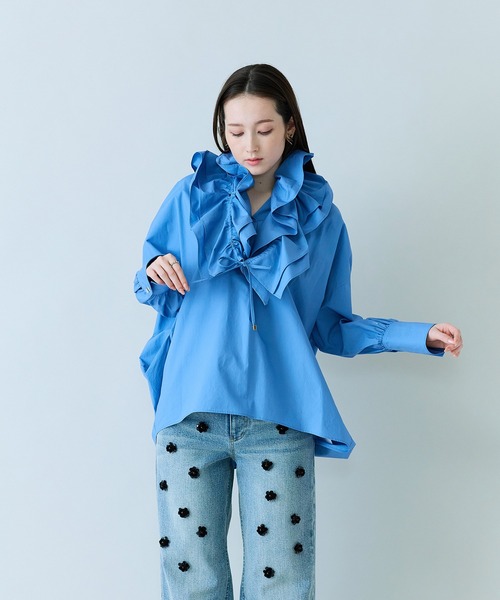 Audie a Muses(オーディアミューズ)の「ビジュー付きブーツカットデニム(デニムパンツ・レディース・ネイビー・36/38/40/42)」の10枚目の写真