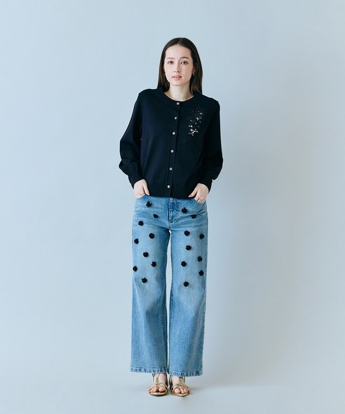 Audie a Muses(オーディアミューズ)の「ビジュー付きブーツカットデニム(デニムパンツ・レディース・ネイビー・36/38/40/42)」の13枚目の写真