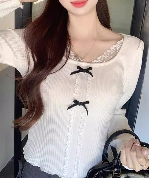 GLAMOROUS JANE(グラマラスジェーン)の「フロントリボン衿レース付トップス(Tシャツ/カットソー・レディース・ホワイト・M/L)」の1枚目の写真