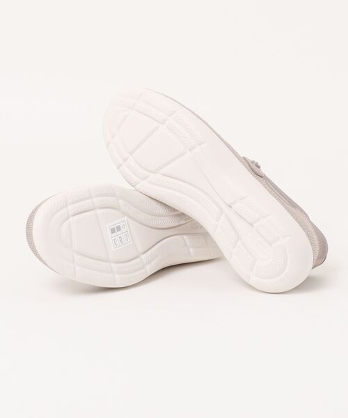 SKECHERS(スケッチャーズ)の「《SKECHERS》ON-THE-GO FLEX RADIANT - ESTEL(その他シューズ・レディース・ブラウン系/ブラック・25.0cm/24.5cm/24.0cm/23.5cm/23.0cm/22.5cm)」の4枚目の写真