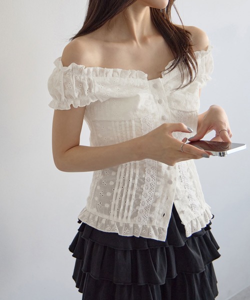CHAN ME（チャンミ）の「2wayアイレットレースブラウス（シャツ/ブラウス・レディース・ホワイト/ブラック・X-LARGE/LARGE/MEDIUM）」の12枚目の写真