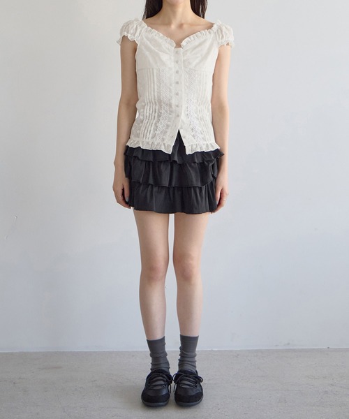 CHAN ME（チャンミ）の「2wayアイレットレースブラウス（シャツ/ブラウス・レディース・ホワイト/ブラック・X-LARGE/LARGE/MEDIUM）」の14枚目の写真