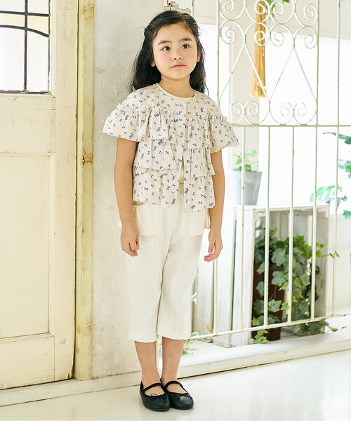 Seraph(セラフ)の「羽織にもなる前あきフリルブラウス_ジュニア対応(シャツ/ブラウス・キッズ・オフホワイト/アイボリー/ブラック・140/130/120/110/100/90/80)」の5枚目の写真