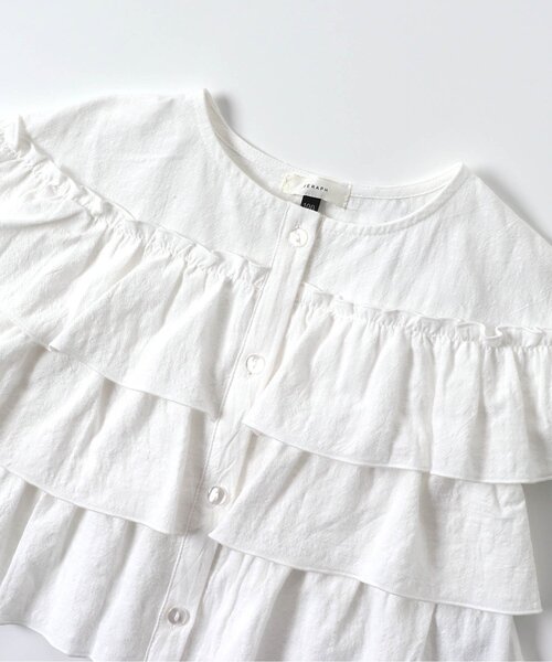 Seraph(セラフ)の「羽織にもなる前あきフリルブラウス_ジュニア対応(シャツ/ブラウス・キッズ・オフホワイト/アイボリー/ブラック・140/130/120/110/100/90/80)」の9枚目の写真