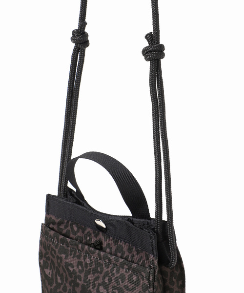 Drifter(ドリフター)の「別注【Drifter】 EASY STRING POUCH:ショルダーバッグ(ショルダーバッグ・レディース・ブラック系その他・FREE)」の8枚目の写真