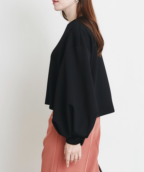 PICCIN PERLA(ピッチンペルラ)の「ボリュームスリーブプルオーバー(Tシャツ/カットソー・レディース・オフホワイト/ブラック・M)」の5枚目の写真