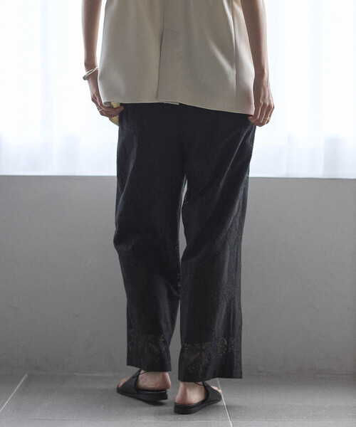 Firsthand（ファーストハンド）の「Firsthand/ファーストハンド パネル レース イージーパンツ / セットアップ対応（その他パンツ・レディース・ブラック/ホワイト・SMALL/MEDIUM）」の4枚目の写真