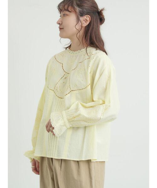 TSUHARU by Samansa Mos2（ツハルバイサマンサモスモス）の「ドビーカットワーク刺繍ブラウス（シャツ/ブラウス・レディース・オフホワイト/イエロー/グレー・F）」の18枚目の写真