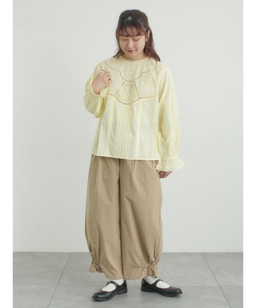 TSUHARU by Samansa Mos2（ツハルバイサマンサモスモス）の「ドビーカットワーク刺繍ブラウス（シャツ/ブラウス・レディース・オフホワイト/イエロー/グレー・F）」の20枚目の写真