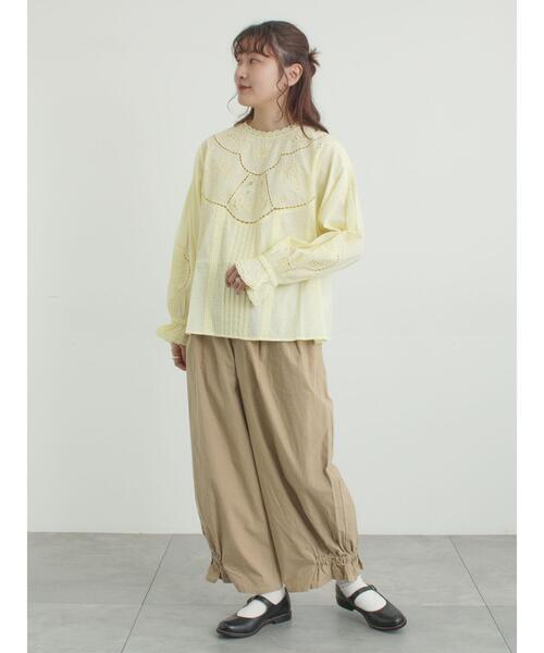 TSUHARU by Samansa Mos2（ツハルバイサマンサモスモス）の「ドビーカットワーク刺繍ブラウス（シャツ/ブラウス・レディース・オフホワイト/イエロー/グレー・F）」の21枚目の写真