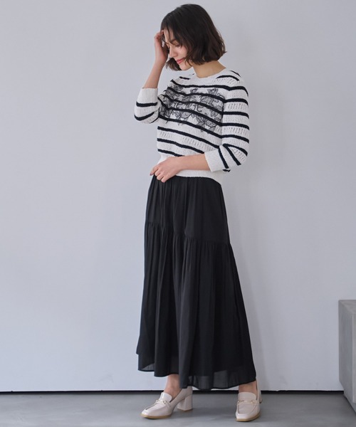 NOELA（ノエラ）の「ボリュームシアーフレアスカート（スカート・レディース・ブラック/オフホワイト/ブルー・S/M）」の6枚目の写真