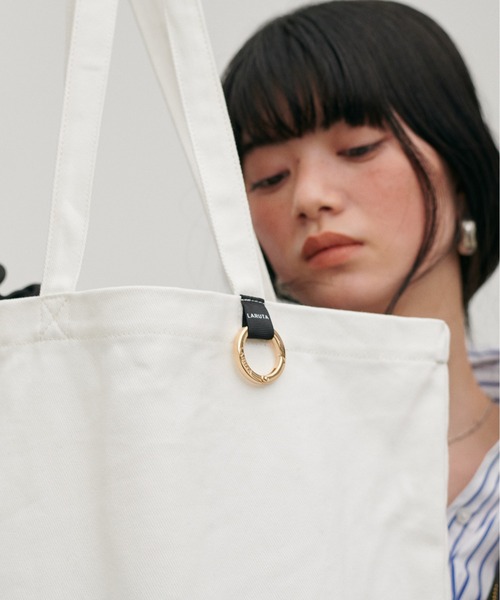 LARUTA（ラルータ）の「【LARUTA】キーリング付きロゴトートバッグ（トートバッグ・レディース・レオパード/ホワイト/ゼブラ/ブラック・FREE）」の5枚目の写真