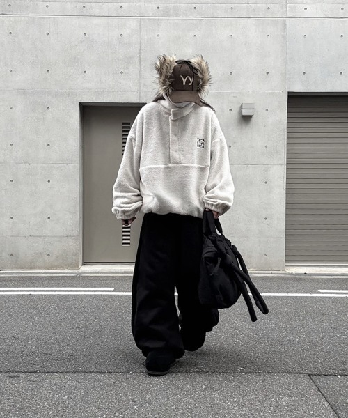 YACA(ヤーカ)の「Half Button Boa Tops/ハーフボタンボアトップス【unisex item】(その他アウター・レディース・ブラック/アイボリー・FREE)」の20枚目の写真