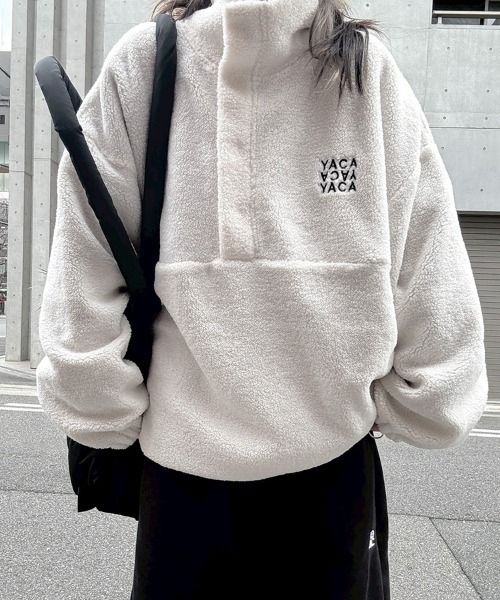YACA(ヤーカ)の「Half Button Boa Tops/ハーフボタンボアトップス【unisex item】(その他アウター・レディース・ブラック/アイボリー・FREE)」の22枚目の写真