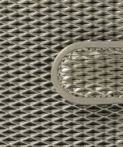 HIROKO HAYASHI(ヒロコハヤシ)の「CATENA(カテーナ)薄型二つ折り財布(財布・レディース・ゴールド・00)」の11枚目の写真