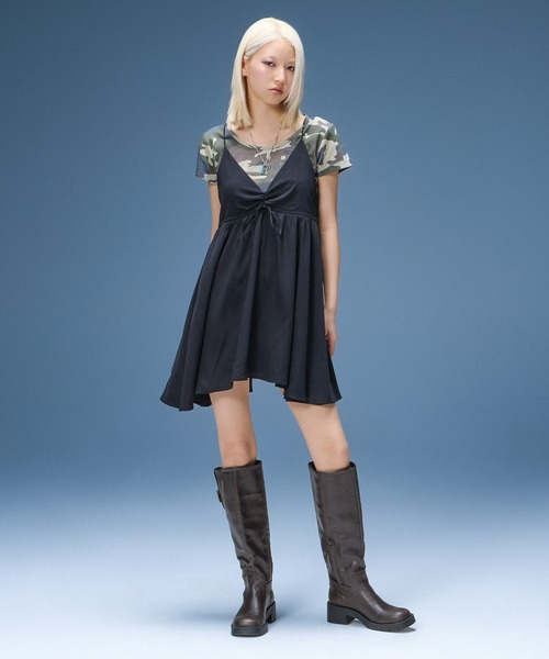 X-girl(エックスガール)の「CAMI MINI DRESS(ワンピース・レディース・ブラック/ベージュ・ONE SIZE)」の4枚目の写真