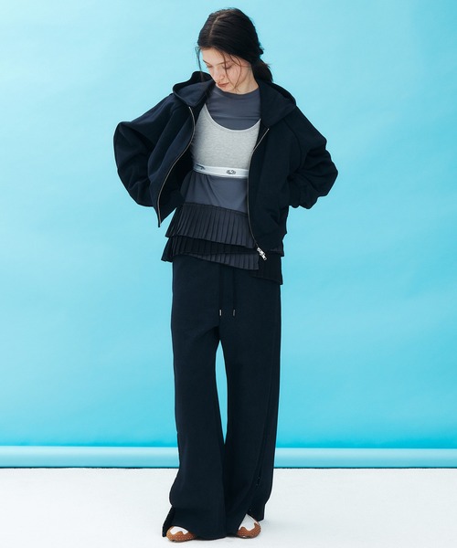 LE CIEL BLEU(ルシェルブルー)の「ロングスリーブジャージートップw/フリルヘム / Long Sleeve Jersey Top w/Frilled Hem(Tシャツ/カットソー・レディース・ホワイト/チャコールグレー/ブラック・36)」の17枚目の写真