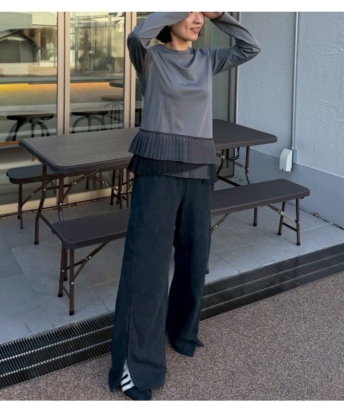 LE CIEL BLEU(ルシェルブルー)の「ロングスリーブジャージートップw/フリルヘム / Long Sleeve Jersey Top w/Frilled Hem(Tシャツ/カットソー・レディース・ホワイト/チャコールグレー/ブラック・36)」の22枚目の写真