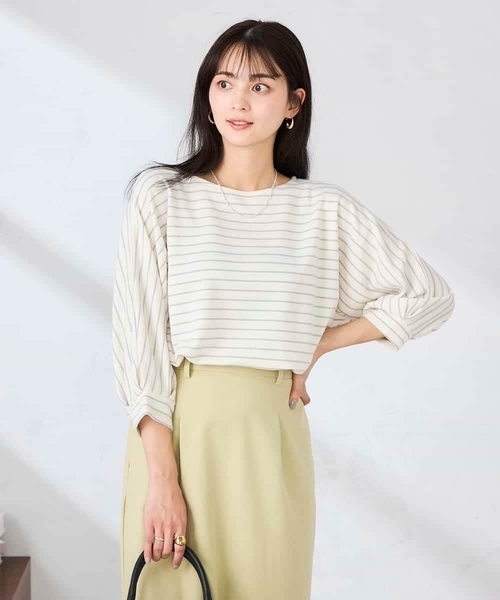 a.v.v(アーヴェヴェ)の「ボーダードルマントップス【WEB限定】(Tシャツ/カットソー・レディース・ミント/クリーム/ブルー/アイボリー・36/40/38)」の2枚目の写真