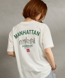 Manhattan Portage（マンハッタンポーテージ）の「[MANHATTAN PORTAGE マンハッタンポーテージ] 別注 アーチプリント Tシャツ（Tシャツ/カットソー）」