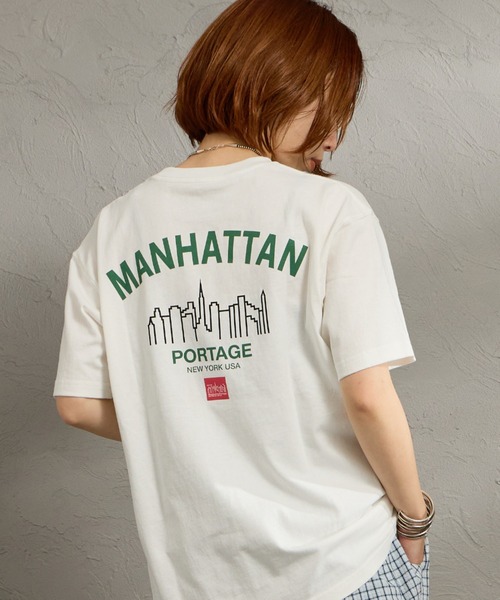 Manhattan Portage（マンハッタンポーテージ）の「[MANHATTAN PORTAGE/マンハッタンポーテージ] 別注 アーチプリント Tシャツ（Tシャツ/カットソー・レディース・ホワイト/ネイビー・XL/L/M/S）」の2枚目の写真