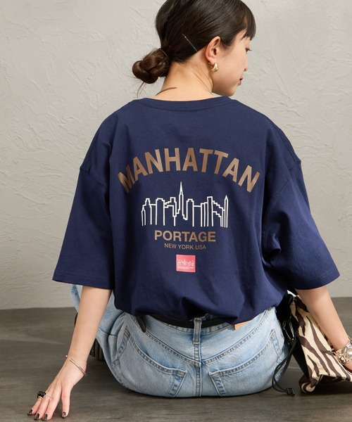 Manhattan Portage（マンハッタンポーテージ）の「[MANHATTAN PORTAGE/マンハッタンポーテージ] 別注 アーチプリント Tシャツ（Tシャツ/カットソー・レディース・ホワイト/ネイビー・XL/L/M/S）」の19枚目の写真