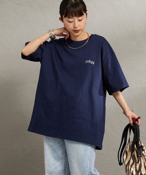 Manhattan Portage（マンハッタンポーテージ）の「[MANHATTAN PORTAGE/マンハッタンポーテージ] 別注 アーチプリント Tシャツ（Tシャツ/カットソー・レディース・ホワイト/ネイビー・XL/L/M/S）」の4枚目の写真